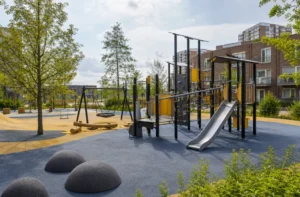 Nieuwe buitenspeeltuin voor kinderen op Rotterdam-Zuid opent deze zomer