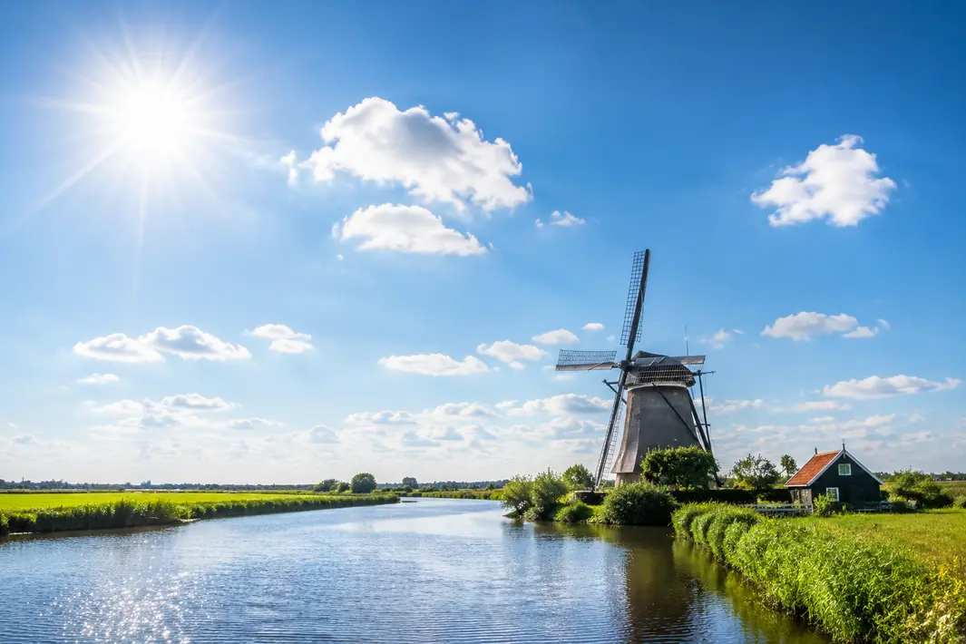 Weersverwachting voor vandaag met veel zon en enkele wolken