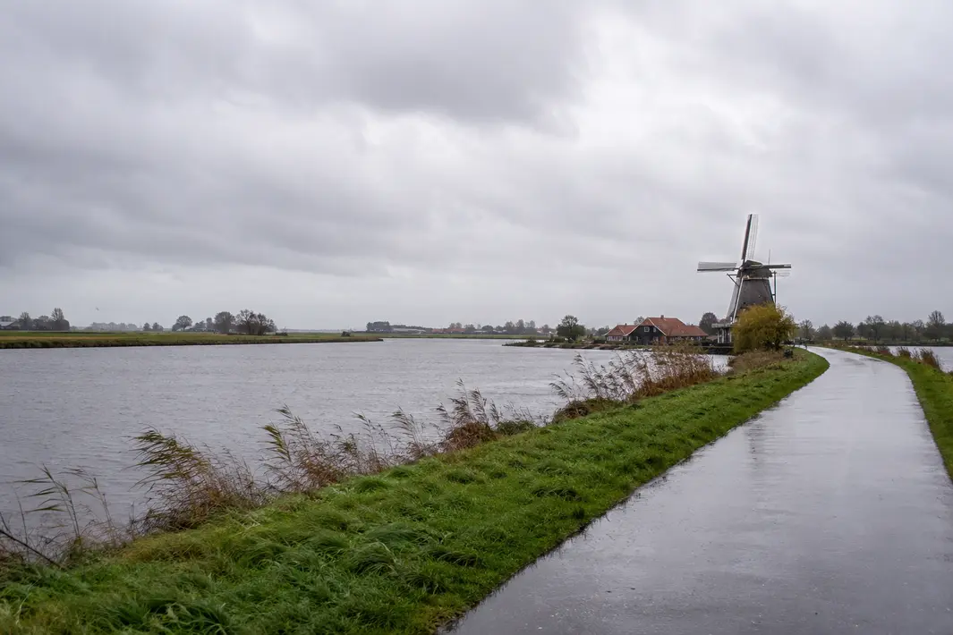 Bewolkt weer met kans op motregen en milde temperaturen